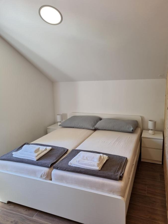 Apartments Jungic, Rab Banjol Εξωτερικό φωτογραφία