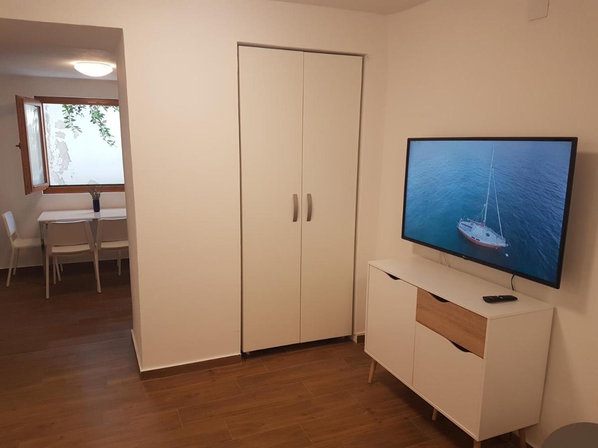Apartments Jungic, Rab Banjol Εξωτερικό φωτογραφία
